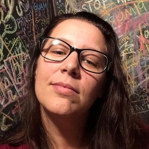 Meet your Posher, Lisa